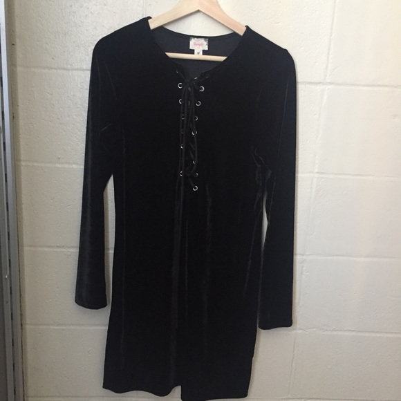 Nasty Gal Cities in Dust velvet lace up dress - Picture 3 of 8